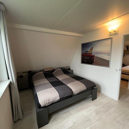 Huisje Aan De Kust Sint Maartensvlotbrug Kültér fotó